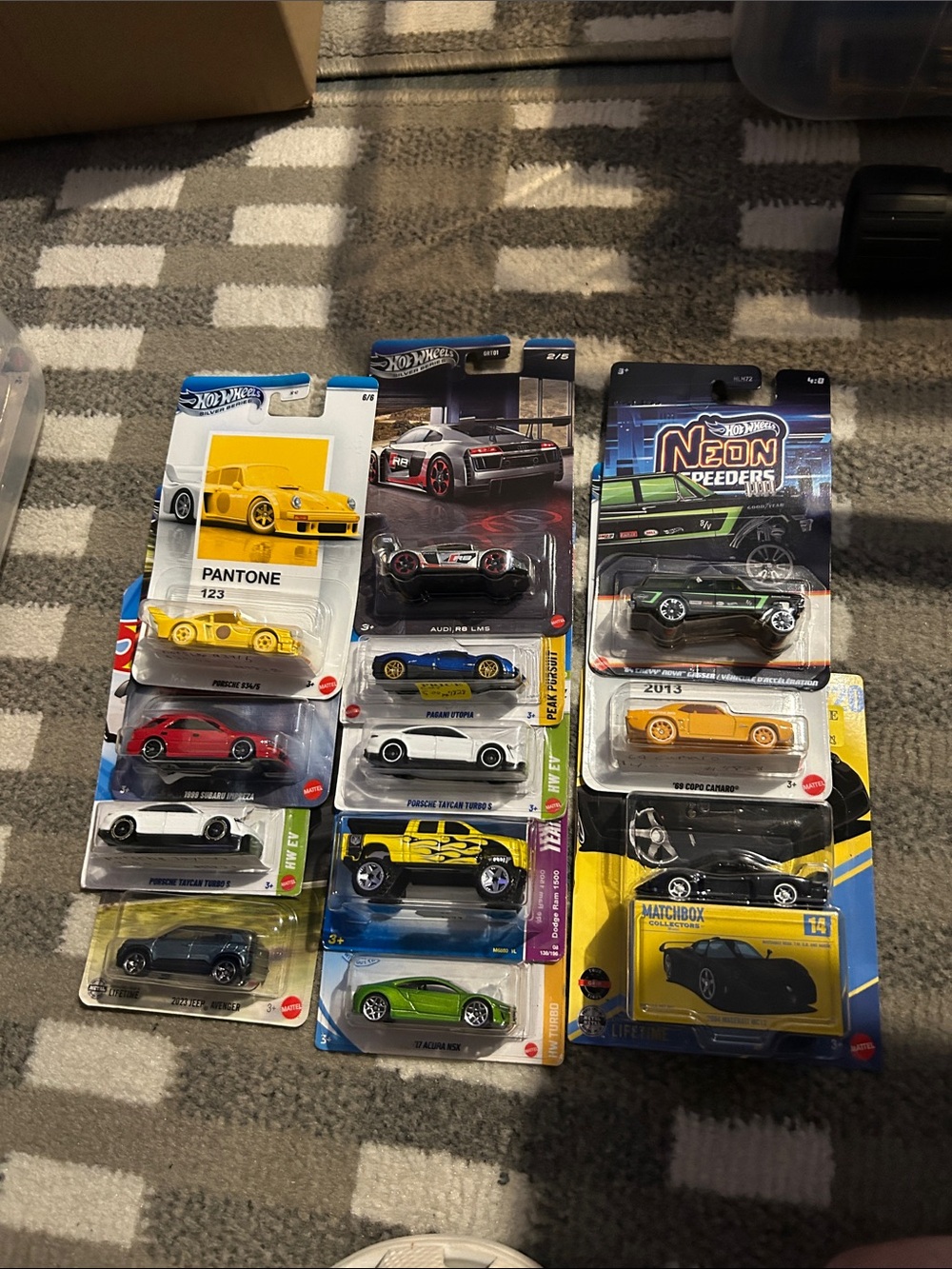 Assorted Die-Cast Toy Car Pack - Multi-Color Collection